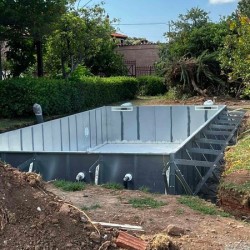 Πισίνα με μεταλλικά panel 4,00Χ6,00μ με liner 3D και έτοιμο πολυεστερικό μηχανοστάσιο με ηλεκτρόλυση άλατος
